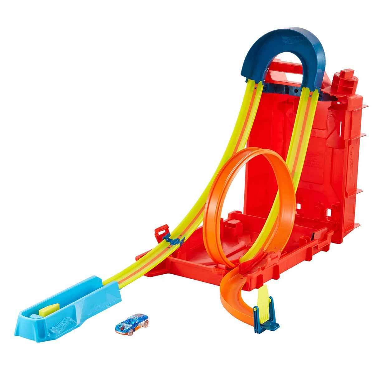 Hot Wheels Toy Car Set, Track Builder Unlimited Playset Fuel Can Stunt Box, 14 Component Parts & 1:64 Scale Vehicle