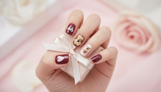Cute Korean Press On Nails – Teddy Bear & Ribbon Heart Designs, Short Square Glossy Fake Nails, Reusable Stick-On Manicure Set (32 Tips / 2 Designs)