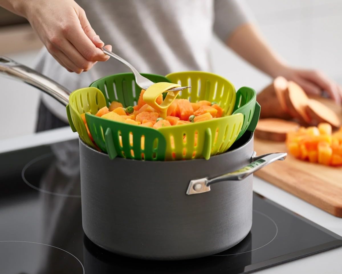 Joseph Joseph Bloom Folding Steamer Basket for Vegetables, Expandable for Various Pans, Compact Storage - Green