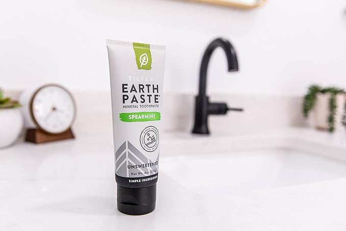 Redmond Earthpaste with Silver - Natural Non-Fluoride Toothpaste, 4 Ounce Tube (Unsweetened Spearmint) (Pack of 2)