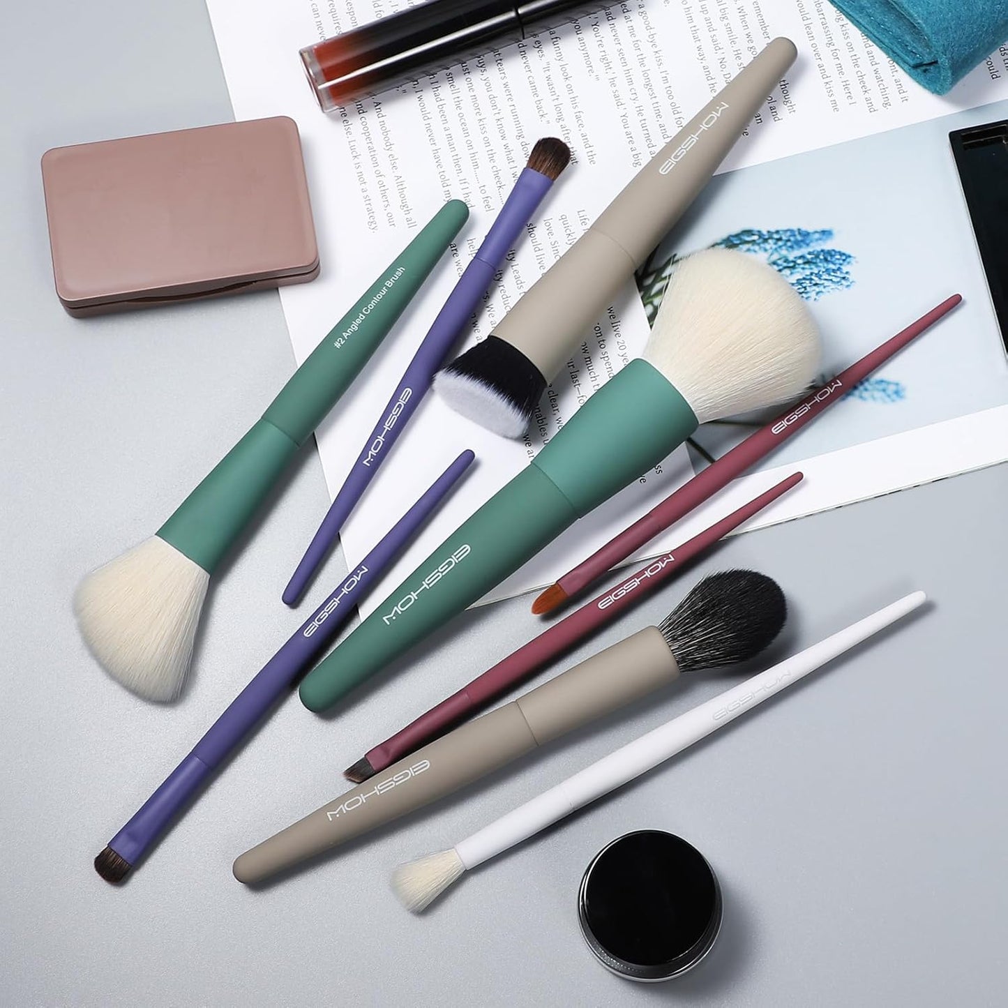 Makeup Brushes, EIGSHOW 5 Color Essential Travel Makeup Brush Set with Ultra Soft Synthetic Fibers for Powder Blush Concealer Contouring Highlighting