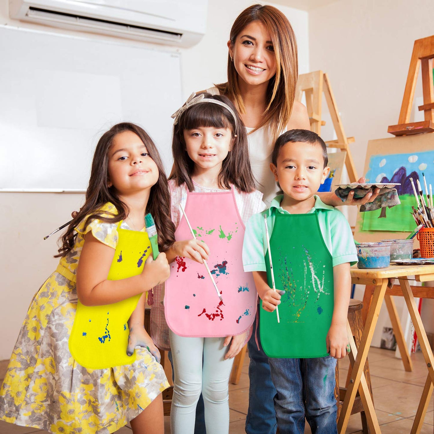 KUUQA 24 Pack 12 Colors Kids Art Aprons Children Painting Aprons Art Smocks for Craft, Kitchen, Classroom