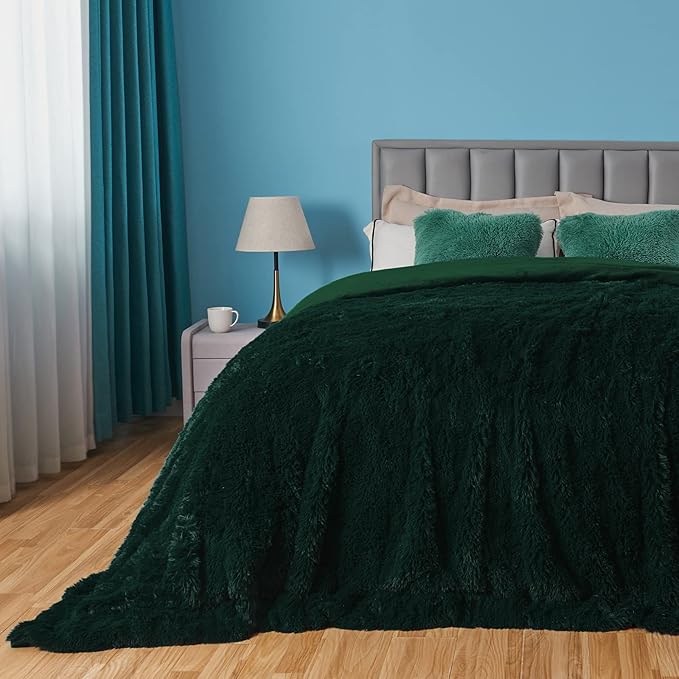 GONAAP Fuzzy Faux Fur Throw Blanket Queen Size Forest Green Super Soft Cozy Plush Fuzzy Shaggy Blanket for Couch Sofa Bed (Forest Green, Queen(90"x90"))
