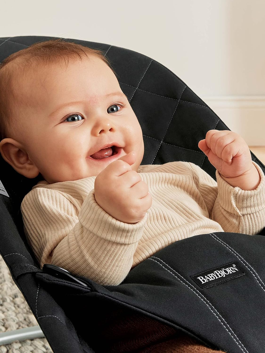 BabyBjörn Bouncer Bliss, Black, Woven, Classic Quilt | 2-in-1 Adjustable Baby Bouncer Seat and Toddler Chair, Newborn to Toddler (8-29 lbs), 4 Positions, Lightweight & Portable