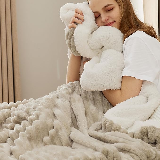 Bedsure Sherpa Throw Blanket for Couch - Super Soft, Cozy Fleece Thick Warm Blanket for Winter, GentleSoft Plush & Fluffy Throw Gift for Women, Room Decor, Beige, 50x60 Inches