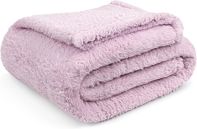 PAVILIA Sherpa Throw Blanket for Couch Sofa, Light Purple Lavender Fluffy Warm Plush Blanket for Bed, Cozy Super Soft Lightweight Throw, Fuzzy Decorative Blanket, All Season Home, 50x60