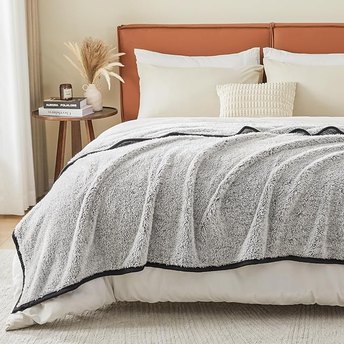 EMME Fuzzy Blanket Soft Fleece Throw Blankets for Women, Fluffy Sherpa Throws(Black,60"x80")