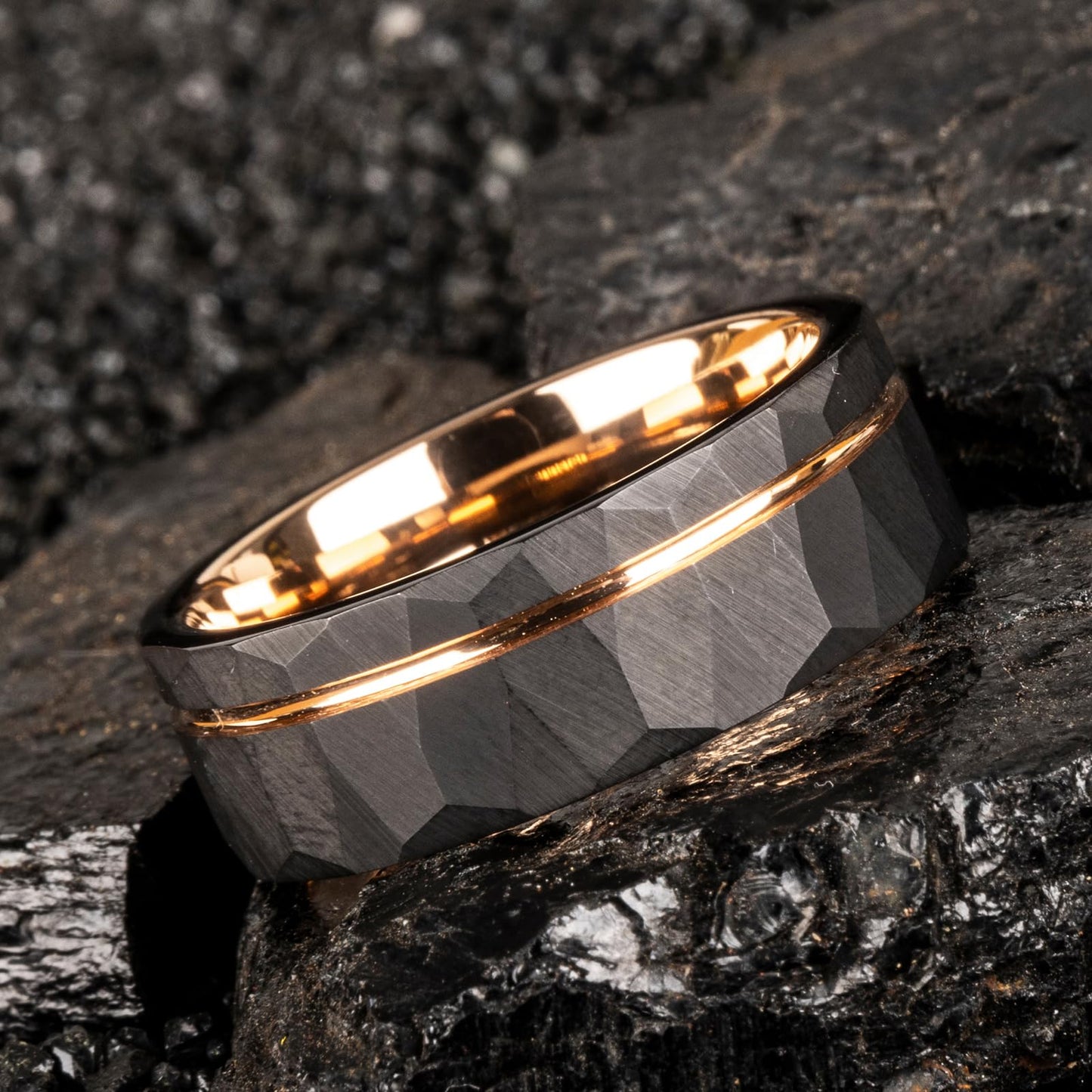 JEWPER 8mm Men Womens Wedding Band Tungsten Rings Black rose gold Fashion Promise Carbide Hammered groove design on outer ring Matte Finish Edge Comfort Fit Size(6)