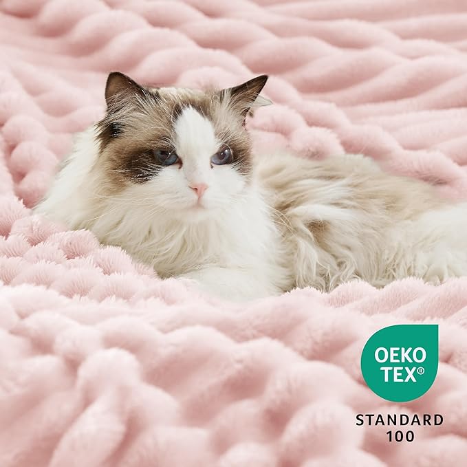 Bedsure Sherpa Blanket Twin Size for Couch - Super Soft, Cozy Fleece Thick Warm Blanket for Winter, GentleSoft Plush & Fluffy Throw Gift for Women, Home Room Decor, Pink, 60x80 Inches