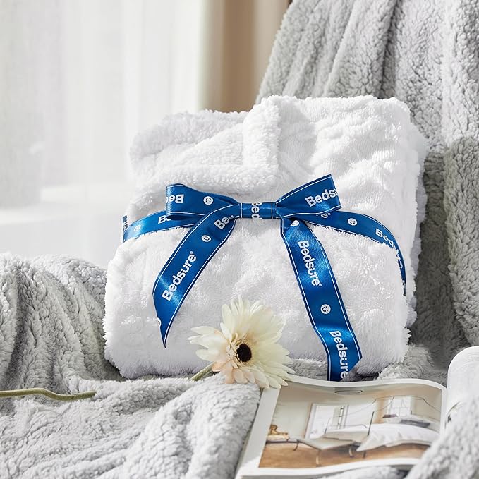Bedsure Sherpa Fleece Blanket Twin Size for Bed - GentleSoft Fluffy & Cozy Cable Jacquard Tufted for Women Gift, Thick and Warm Blankets for Winter, White, 60x80 Inches