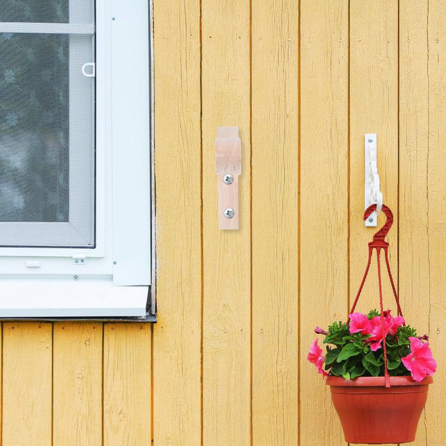BESPORTBLE 2pcs Wall Mounted Plant Hooks for Indoor Outdoor Hanging Flower Pots Lanterns Wind Chimes Wooden Decorative Garden Hanging Brackets