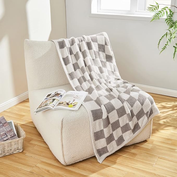 CozeCube Checkered Blanket, Ultra Soft Cozy Grey and White Throw Blanket, Warm Cozy Knit Fuzzy Plush Checkerboard Throw for Couch Bed Sofa, 50"x60"