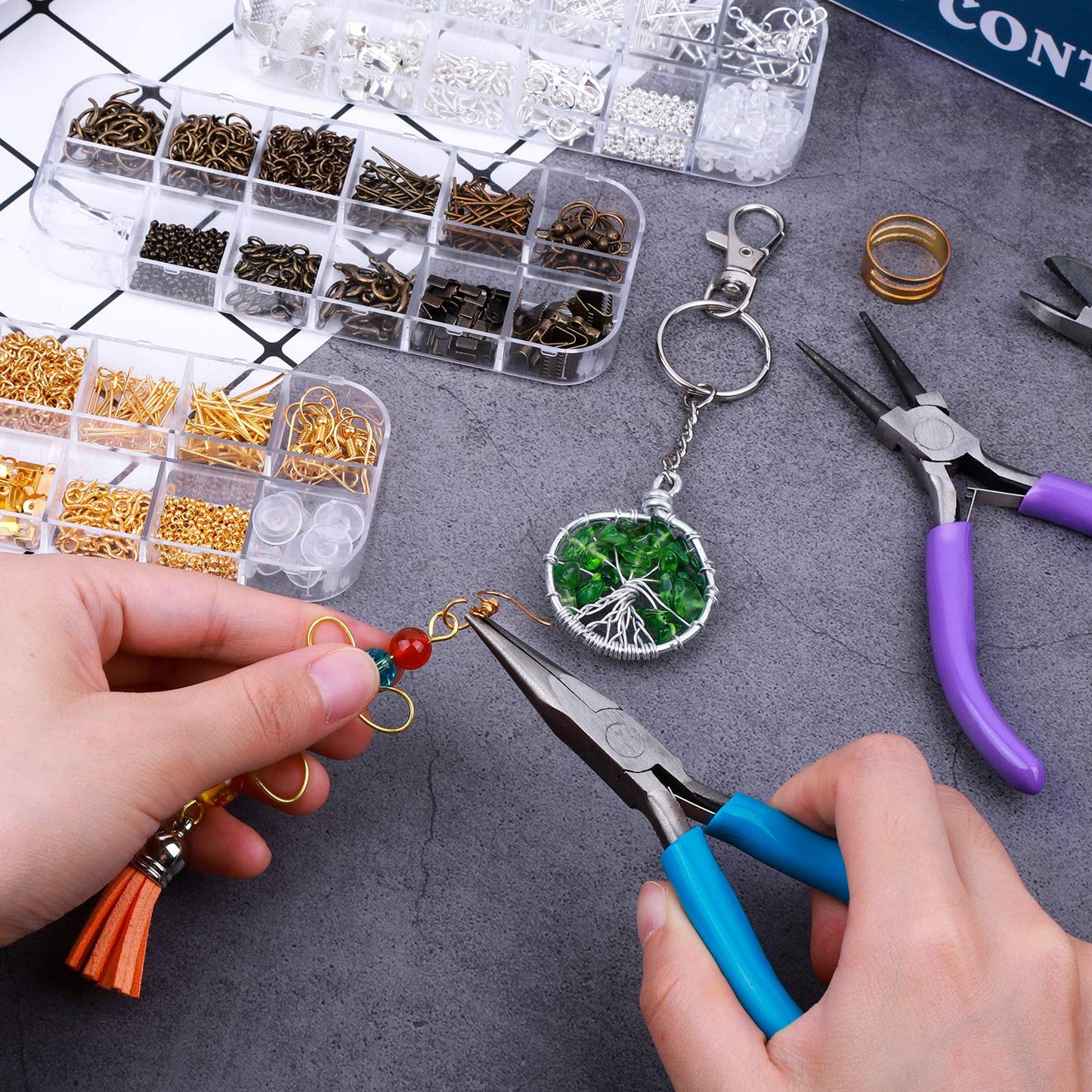 PAXCOO Jewelry Making Supplies Kit, Jewelry Making Kit with Jewelry Making Tools, Jewelry Wires and Jewelry Findings for Jewelry Making, Repair and Beading