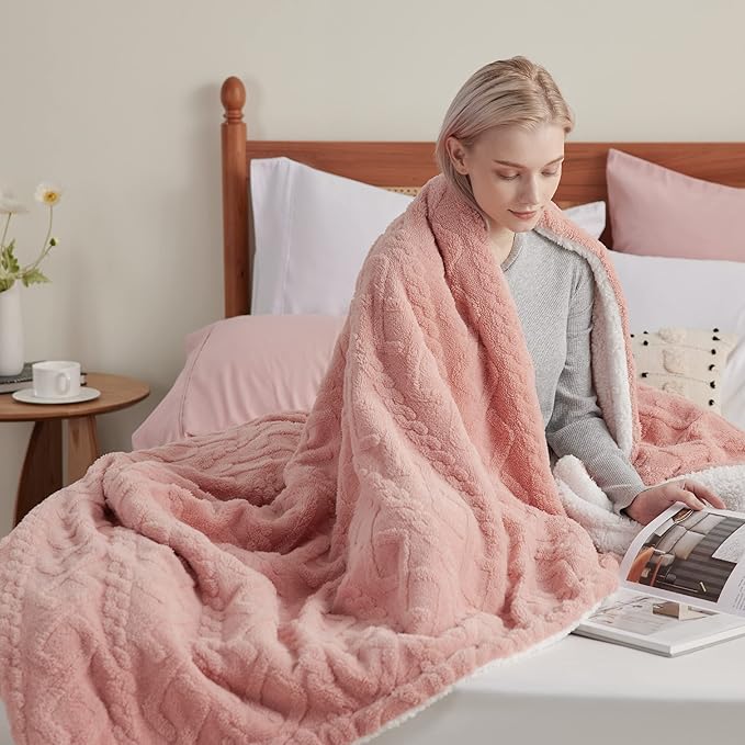 Bedsure Sherpa Fleece Blanket Twin Size for Bed - GentleSoft Fluffy & Cozy Cable Jacquard Tufted for Women Gift, Thick and Warm Blankets for Winter, Pink, 60x80 Inches