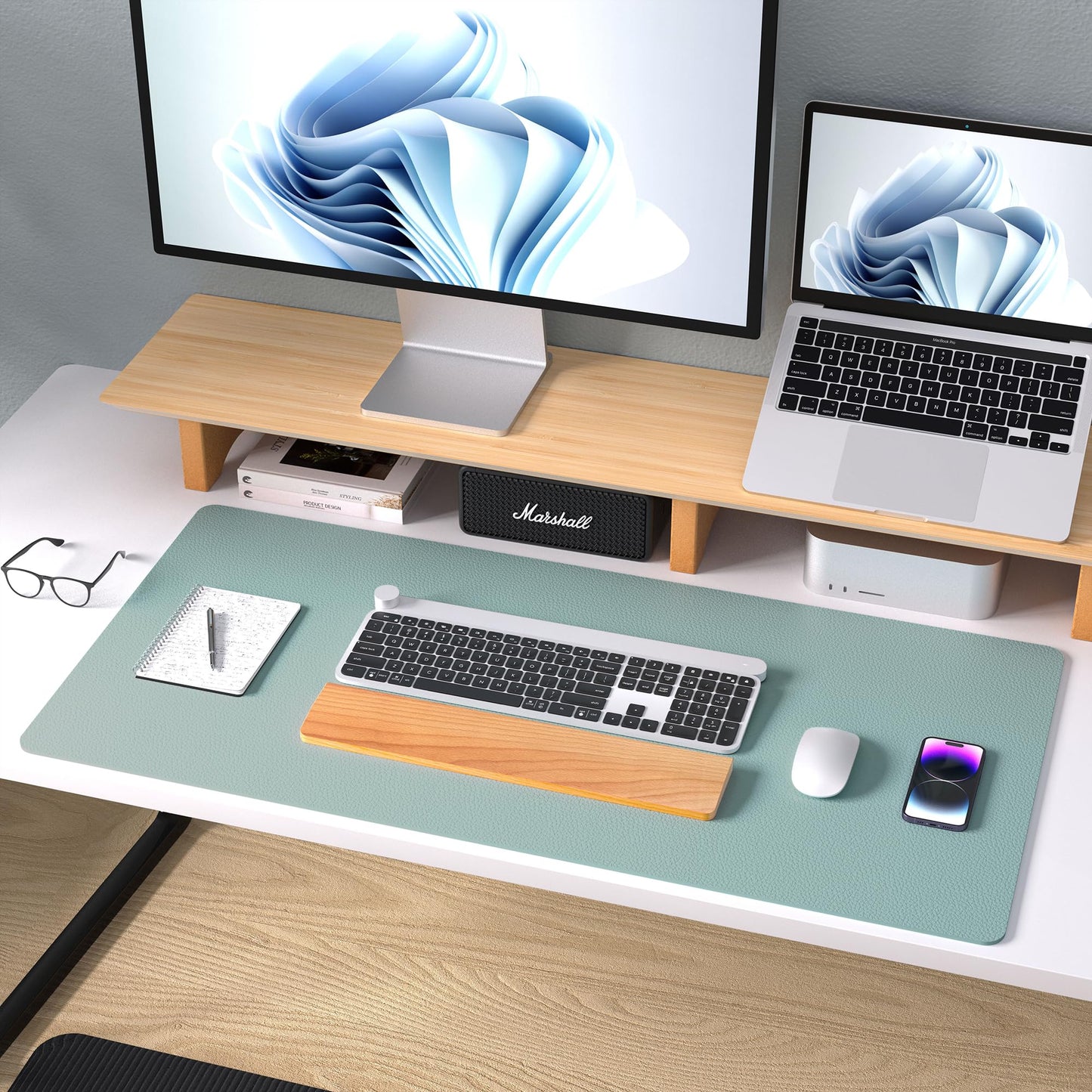 Aothia Leather Desk Pad Protector, Mouse Pad, Office Desk Mat, Non-Slip PU Leather Desk Blotter, Laptop Desk Pad, Waterproof Desk Writing Pad for Office and Home (Light Blue,31.5" x 15.7")