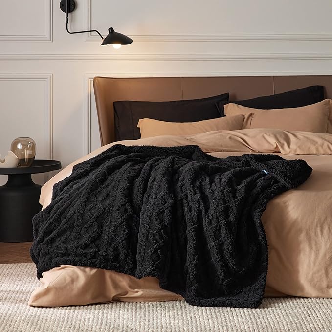 Bedsure Sherpa Queen Size Blanket for Bed - GentleSoft Fleece Fluffy & Cozy Cable Jacquard Tufted for Women Gift, Thick and Warm Blankets for Winter, Black, 90x90 Inches