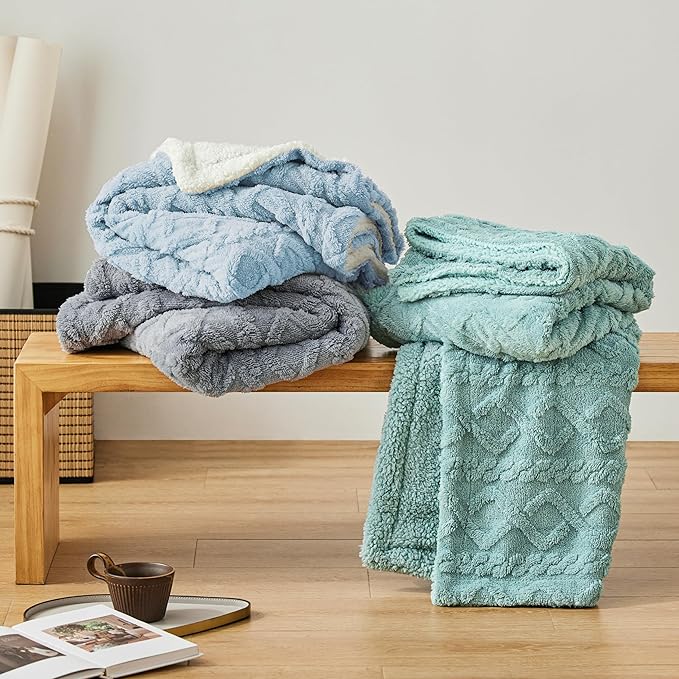 Bedsure Sherpa Queen Size Blanket for Bed - GentleSoft Fleece Fluffy & Cozy Cable Jacquard Tufted for Women Gift, Thick and Warm Blankets for Winter, Blue, 90x90 Inches