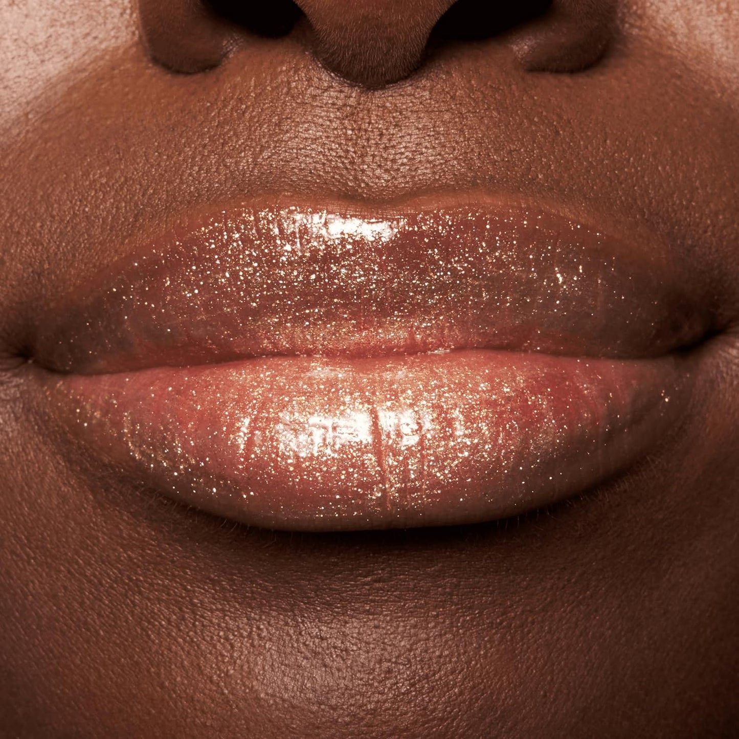 essence | Meta Glow Multi-Reflective Lip Gloss | Iridescent Shimmer, Holographic, Non-Sticky & Comfortable | Vegan & Cruelty Free (04 | Golden Future)