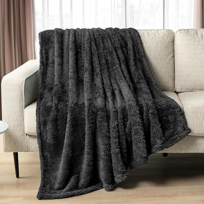 Pavilia Sherpa Bed Blanket King Size, Black Plush Soft Cozy Fluffy Lightweight Microfiber Fuzzy All Season Blanket, 90x108 King