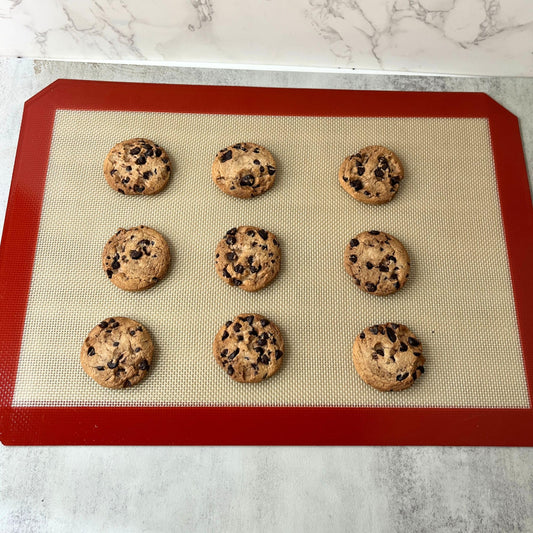 MASALACO Silicone Baking Mat, 2 Pack Reusable Baking Silicone Mat, Non stick Baking Mat Biscuit Slices Oven Baking Mat 16.5 x 11.6, Red